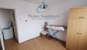 Apartament 3 camere, semidecomandat, etaj 4 Darmanesti - imagine 7