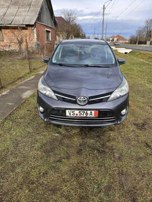 De vânzare Toyota verso 2013