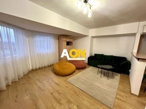 Apartament cu 2 Camere, Etaj Intermediar, Zonă Ultracentrală