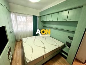 Apartament cu 2 Camere, Etaj Intermediar, Zonă Ultracentrală - imagine 4