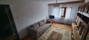 Inchiriez Apartament cu 2 camere (50 mp) - decomandat, etaj 2 din 4 (zona Dorobantilor)