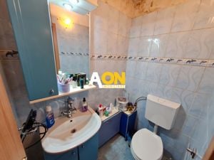 Apartament 3 camere, Decomandat, 69 mp, Zona Cetate - imagine 13