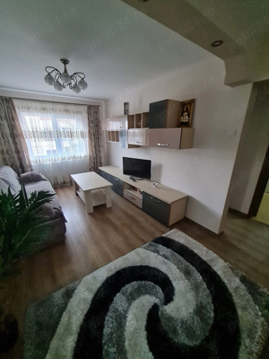 Apartament  4 camere zona Linertatii (vama) - imagine 2