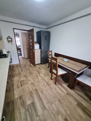 Apartament  4 camere zona Linertatii (vama) - imagine 5