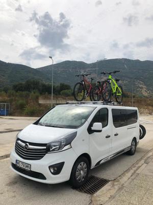 Închiriere microbuz 8+1