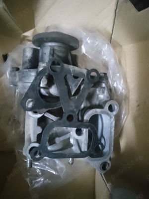 Vând pompa de apa Mitsubishi Asx 2012 1.8 originala 