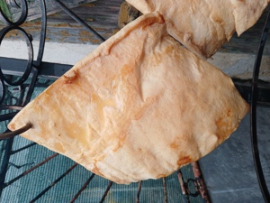 Vind slănină, salam cârnați proaspăt afumate .