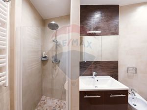 Apartament cu 5 camere de închiriat în zona Ultracentral - imagine 18