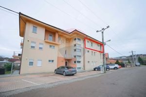 Apartament de Vânzare cu 3 camere și Parcare, Zona Dealuri - imagine 19