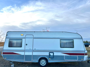 Rulotă Premium Fendt 535 perfectă pentru vacanțele tale - imagine 6