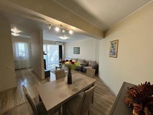 Apartament 2 cam. plus loc de parcare, Nufarul