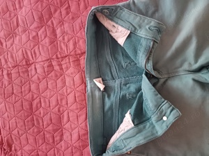 Vand pantaloni 3 4, M, Yigga, in stare impecabila - imagine 2