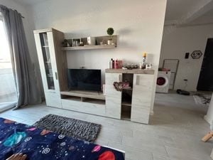 Închiriez apartament cu o cameră Giroc