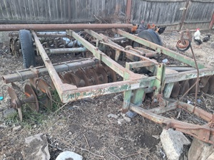 vand tractor U 650  utilaje - imagine 5