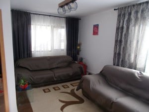 Vila, langa Timisoara, Ghiroda, central, P+M+Pod amenajat, 7 camere, 234mp util, 900mp teren - imagine 5