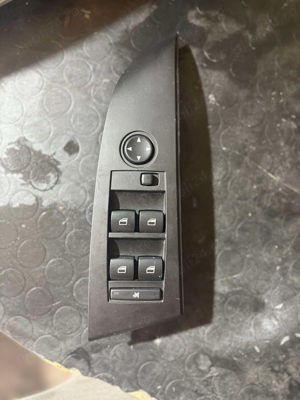 Butoane Geamuri Buton Actionare Reglaj Geamuri BMW Seria 5 E60 2003 - 2007 [C2243]