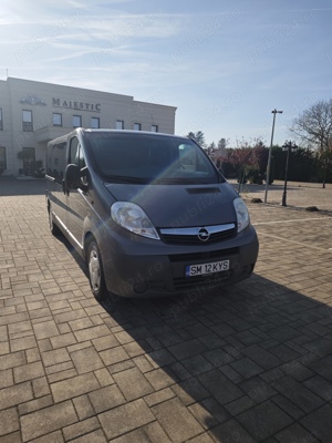 opel vivaro lung clima fata spate 