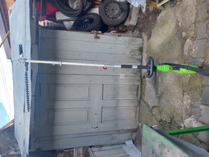 vând motocositoare electric 