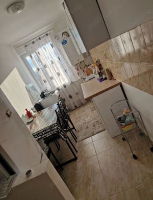 Vând apartament Doicesti  - imagine 4