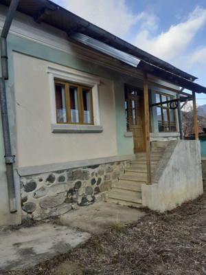 Casă de Vânzare, renovabilă - imagine 4