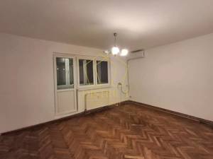 Apartament decomanat cu 4 camere si centrala proprie | Judetean