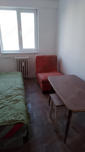 închiriez apartament 3 camere central Arad  - imagine 3