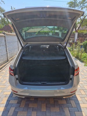 Skoda Superb SportLine - imagine 6