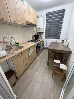 Vand apartament cu 2 camere Bd. Victoriei - imagine 9