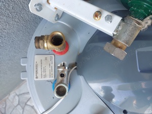 vând centrală electrică + boiler