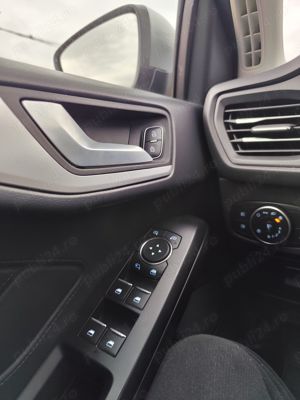 Ford Focus 2020 benzina - imagine 8