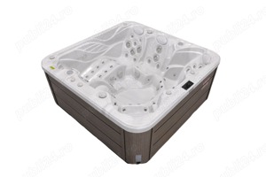 Jacuzzi exterior 6 persoane Visoli 225 x 225 cm 103 jeturi cu Ozone