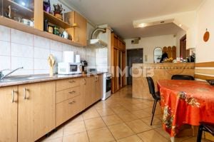 Apartament central str de Mijloc - imagine 4