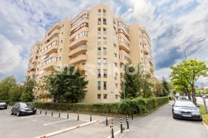 Apartament central str de Mijloc - imagine 9