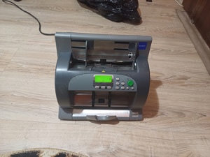 masina de numarat bani bancnote Glory UK