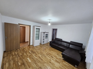 Vând apartament cu patru camere - imagine 3