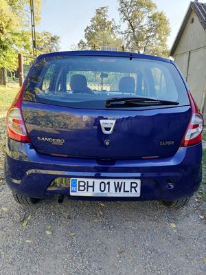 Vand Dacia Sandero 1.4 benz an 2009, km 22725 - imagine 5