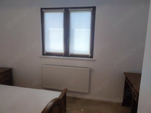 Zona Dacia,30 m2,etaj 2 din 2,gaze,totul nou plus spatiu de depozitare in pod.60000eu.  - imagine 2