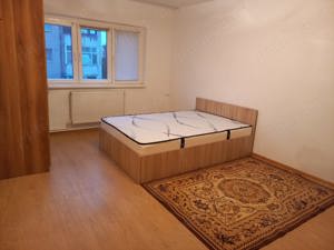 Inchiriez apartament 2 camere zona centru - imagine 2