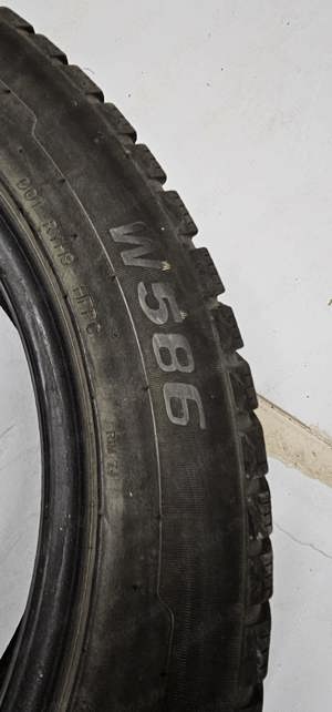 Vând 4 anvelope M+S brand Ovation 215/55 R17 - imagine 3