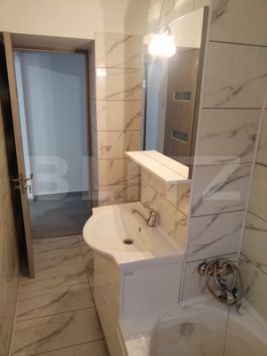 Vanzare Apartament 2 camere, suprafata utila 40 mp, Zona Micro 15 - imagine 13