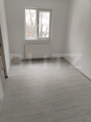 Vanzare Apartament 2 camere, suprafata utila 40 mp, Zona Micro 15 - imagine 4