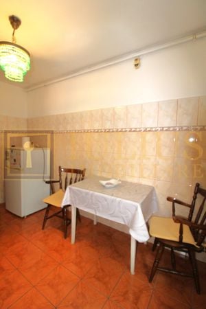 2 camere, centrala proprie, zona Bucovina, loc de parcare langa bloc - imagine 10