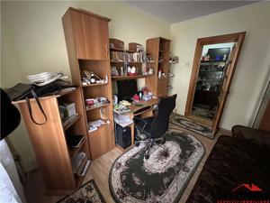 Apartament 3 camere, mobilat + utilat, central, parter, 2 BOXE - imagine 2