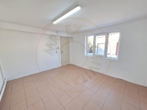 0% Comision-Inchiriere casa cu spatiu comercial Bascov deschidere DN7 - imagine 10