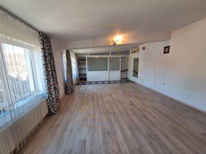 0% Comision-Inchiriere casa cu spatiu comercial Bascov deschidere DN7 - imagine 7