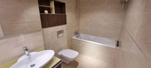 Apartament ultrafinisat, parcare zona Grand Hotel Italia - imagine 14