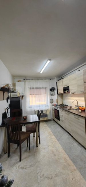 Apartament de o camera cu parcare inclusa, zona Florilor, 0% Comision! - imagine 3