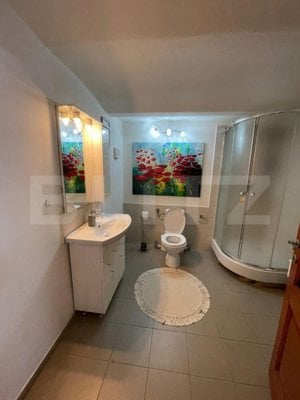 Casa in curte comuna , 190mp | 6 camere | 3 bai |terasa - imagine 13