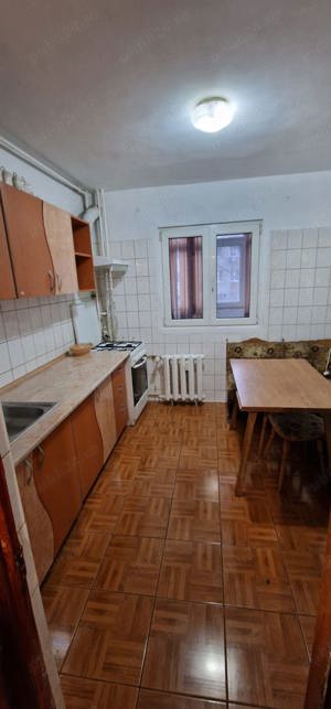 Închiriere apartament 3 camere Crângași  - imagine 5