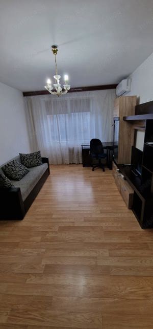 Închiriere apartament 3 camere Crângași  - imagine 2